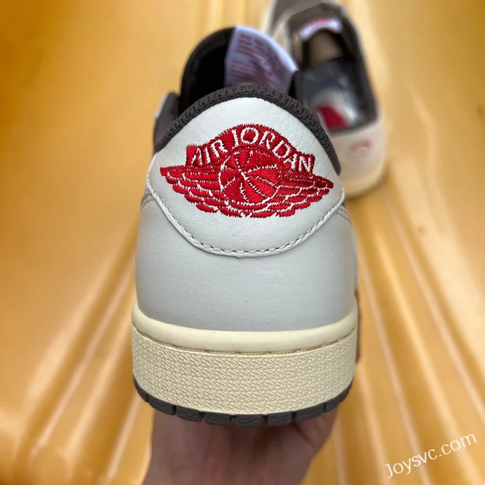 Travis Scott x Air Jordan 1 Low DM7866-162 White Brown Factory Leather Version