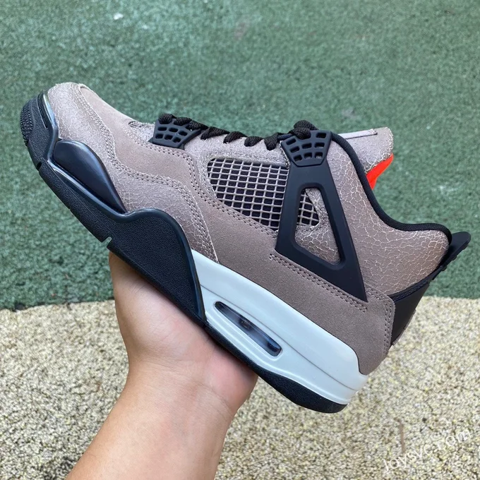 Air Jordan 4 DB0732-200 Mocha Brown