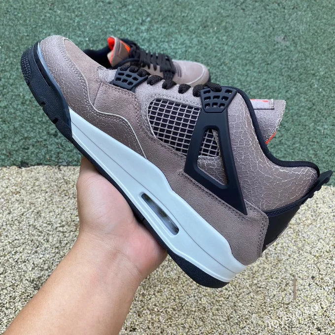 Air Jordan 4 DB0732-200 Mocha Brown