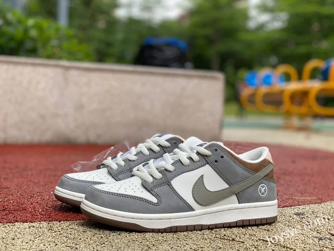 Yuto Horigome x Nike SB Dunk Low Feather FQ1180-001