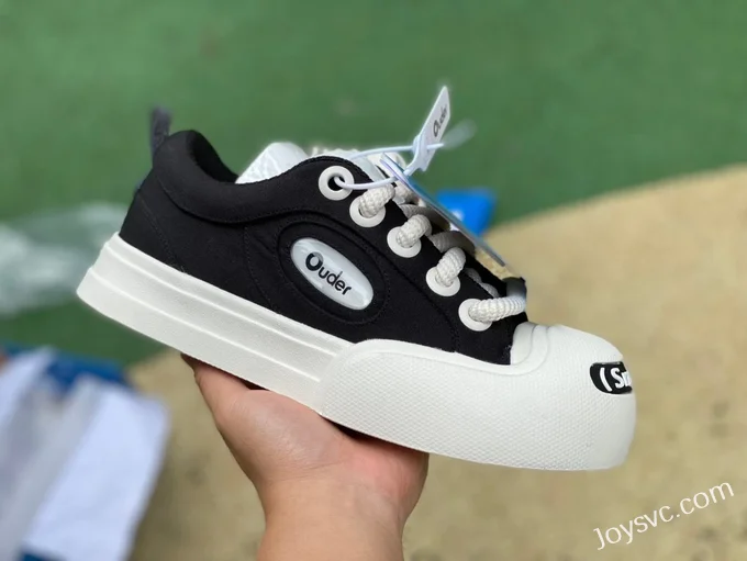 Ouder Smiler Black White Casual Sneakers OC230232