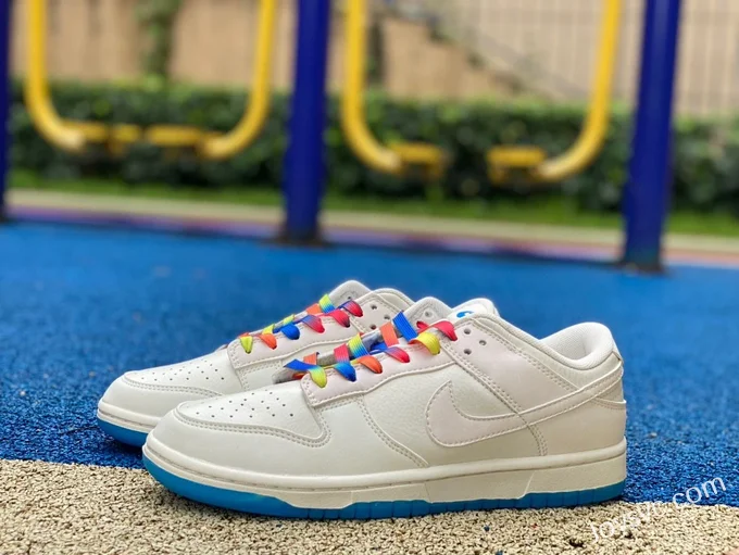 Custom Nike Dunk Low Thermal Imaging White Blue Retro Sneakers DD1391-112