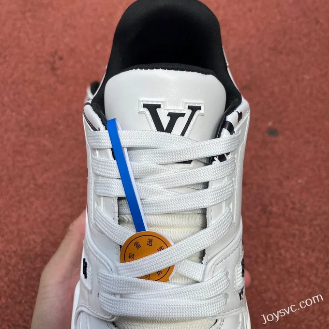 Louis Vuitton Trainer White Print