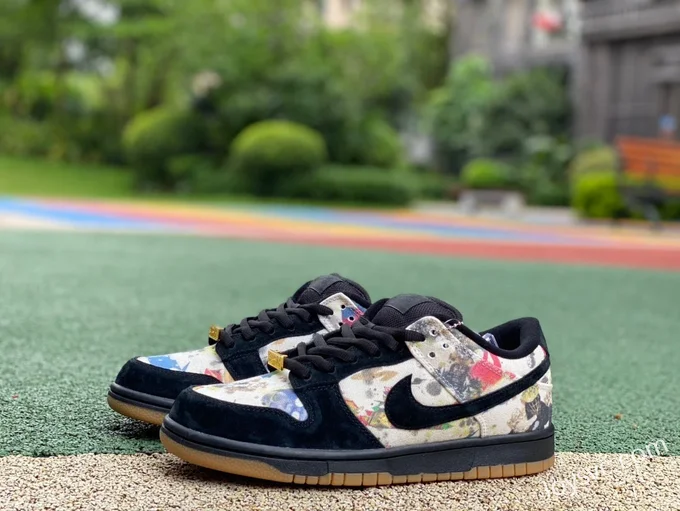 Supreme x Nike SB Dunk Low Rammellzee FD8778-001