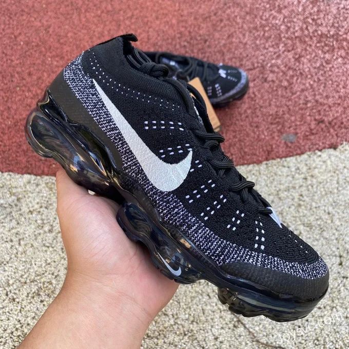 Nike Air VaporMax 2023 Black White Oreo DV1678-001