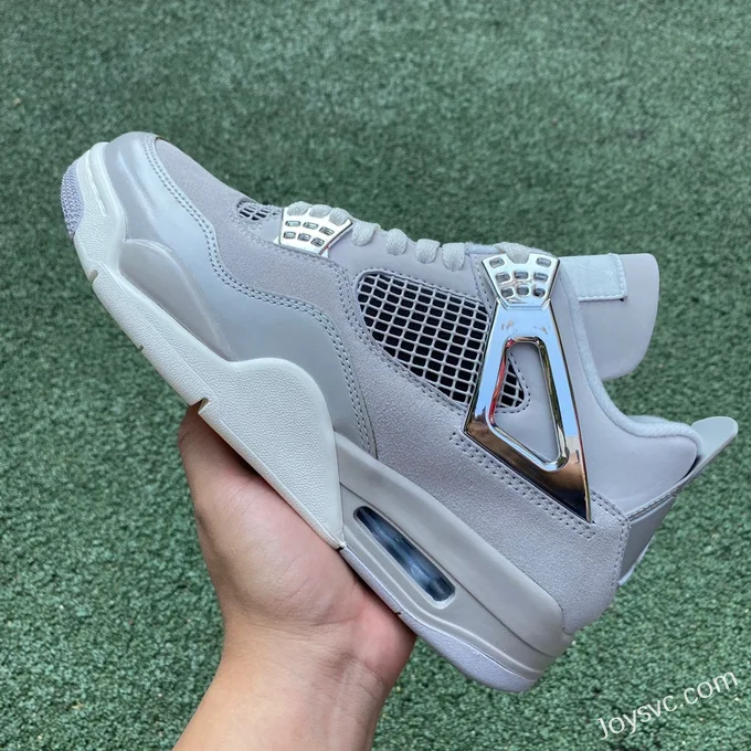 Air Jordan 4 WMNS Frozen Moments AQ9129-001