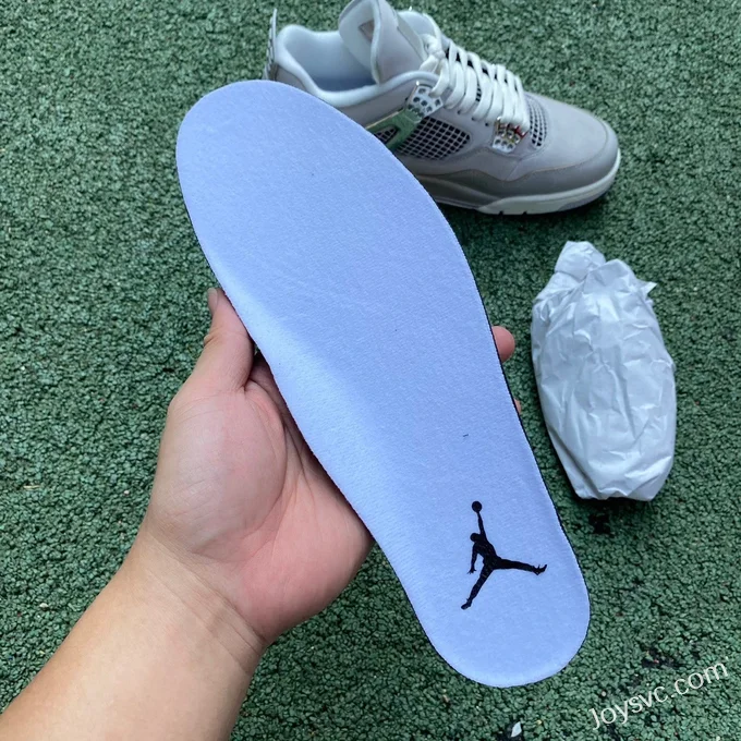 Air Jordan 4 WMNS Frozen Moments AQ9129-001