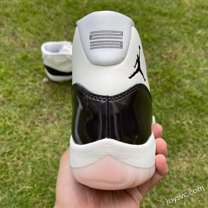 Air Jordan 11 