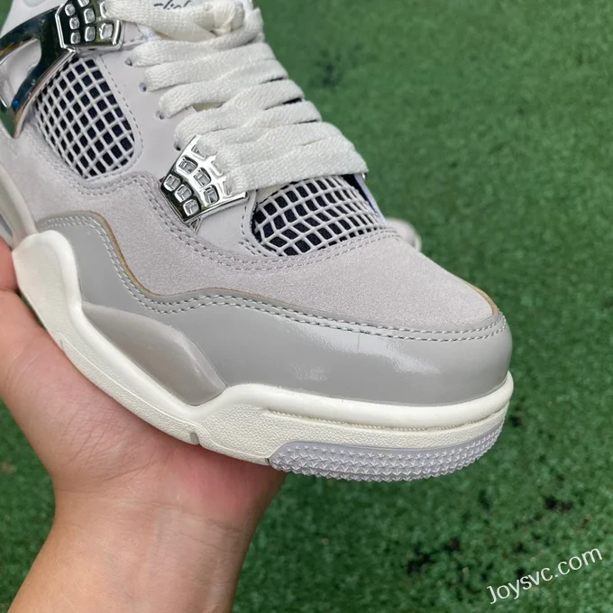 Air Jordan 4 WMNS Frozen Moments AQ9129-001