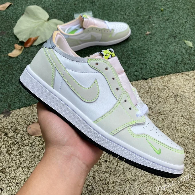 Air Jordan 1 Low OG DM7837-103 Ghost Green Retro