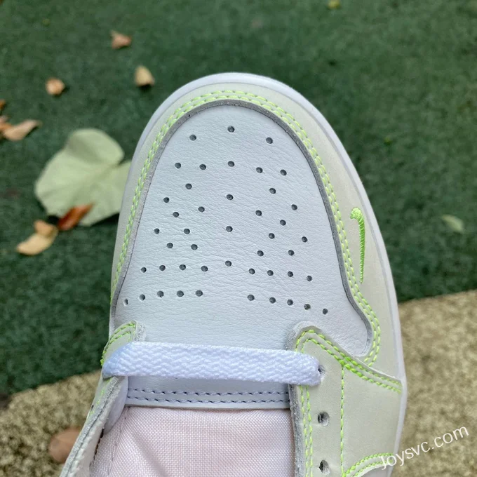 Air Jordan 1 Low OG DM7837-103 Ghost Green Retro