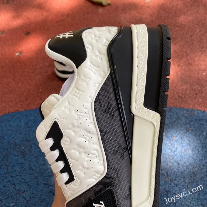 Louis Vuitton Trainer Black White Disruptive Version