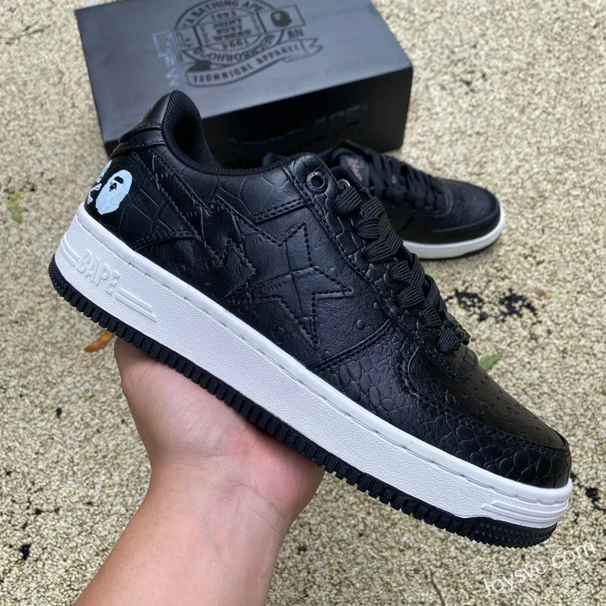 NEIGHBORHOOD x BAPE STA SK8 Low-Top Shoes in Black and White