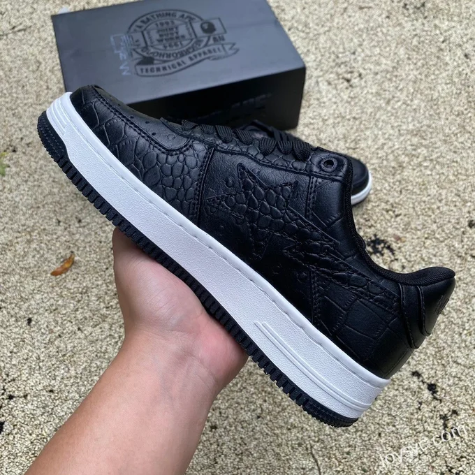 NEIGHBORHOOD x BAPE STA SK8 Low-Top Shoes in Black and White