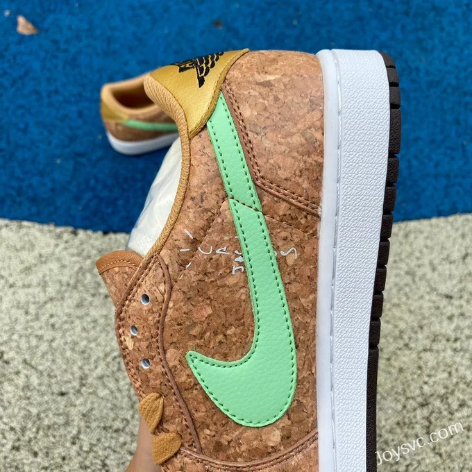 Travis Scott x Air Jordan 1 Low DM7866922 Oatmeal Green Reverse Swoosh