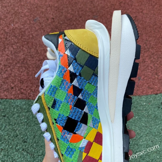 Sacai x Nike Woven Green Gusto DR5209300