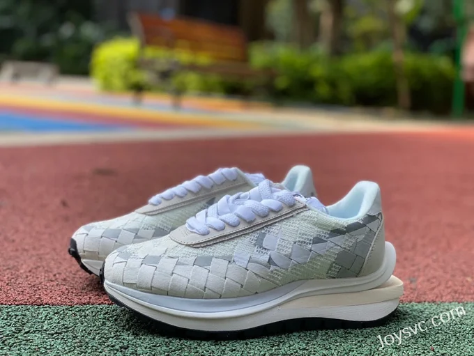 Sacai x Nike Woven White DR5209100