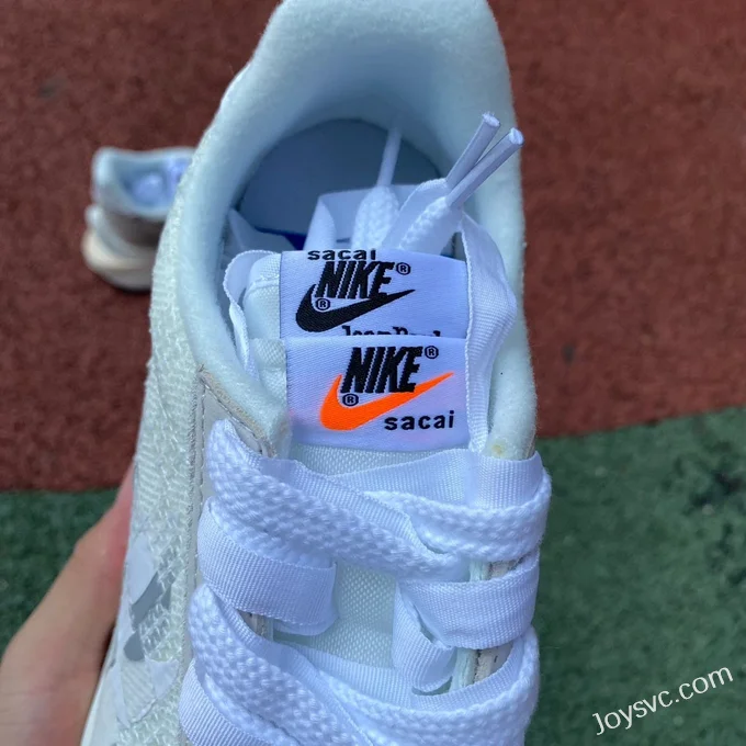 Sacai x Nike Woven White DR5209100