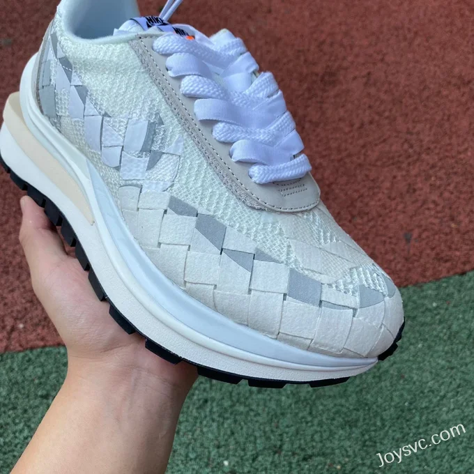 Sacai x Nike Woven White DR5209100