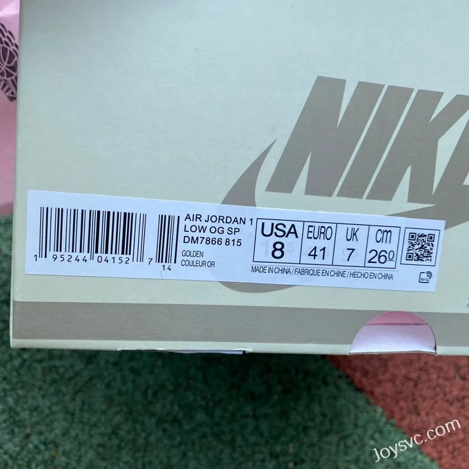 Travis Scott x Air Jordan 1 Low DM7866815 Silver Green Reverse Swoosh