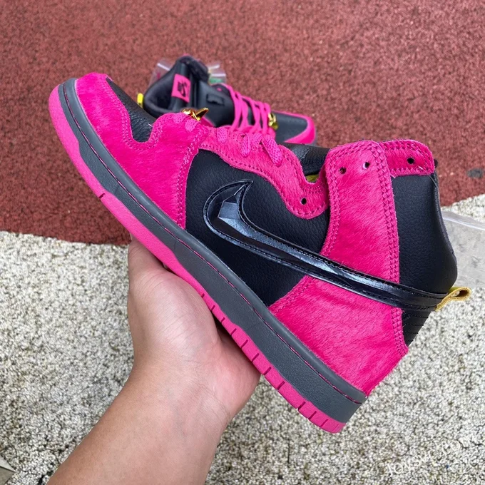 Run The Jewels x Nike Dunk SB High Pink Black DX4356600