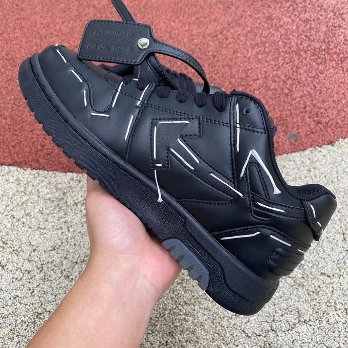 OFF-WHITE Black Leather Sneakers