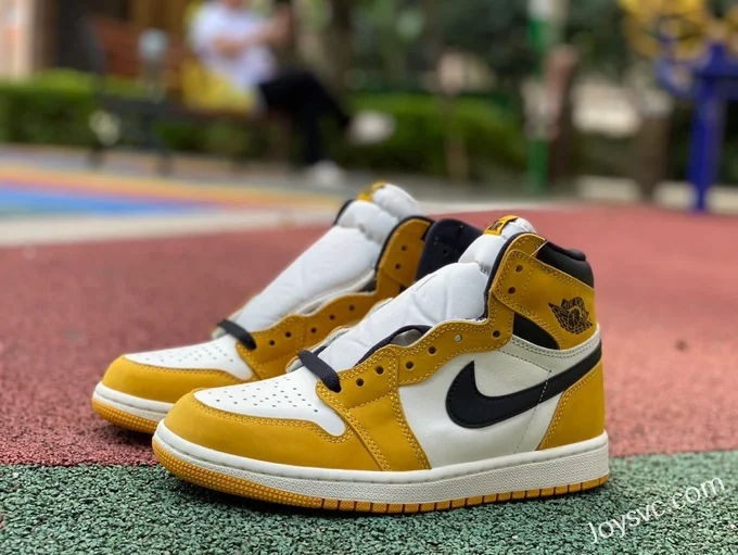 Air Jordan 1 High DZ5485701 Yellow Ochre Retro