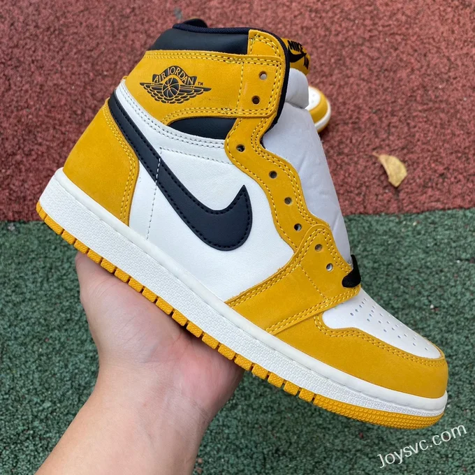 Air Jordan 1 High DZ5485701 Yellow Ochre Retro