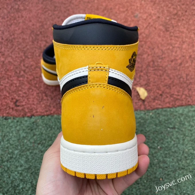 Air Jordan 1 High DZ5485701 Yellow Ochre Retro