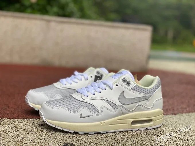 Nike Air Max 1 x Patta White Grey Wave Running Shoes DQ0299-100