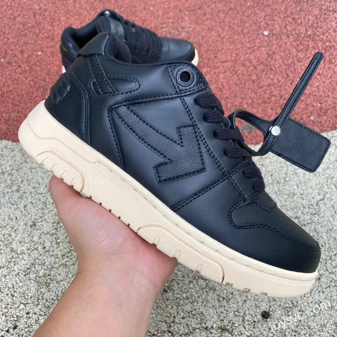 OFF-WHITE Black Leather Sneakers