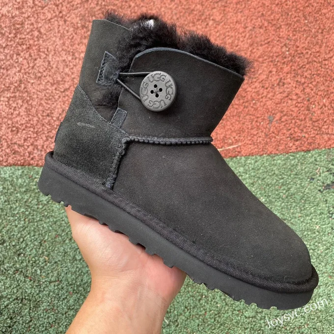 UGG Bailey Black Short Boots