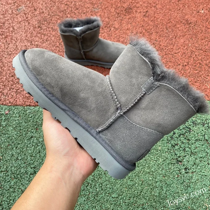 UGG Bailey Grey Short Boots