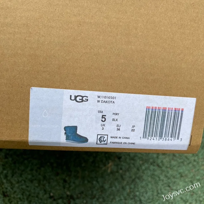 UGG Bow Black Boots