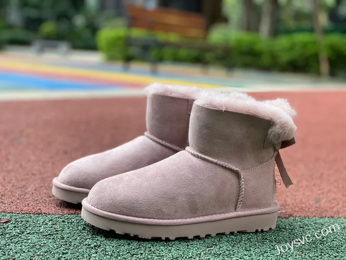 UGG Bow Pink Boots