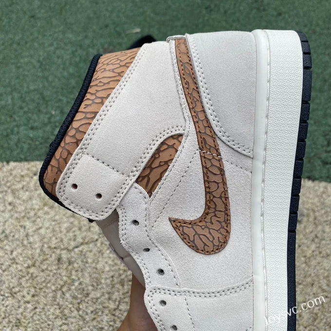 Air Jordan 1 Mid Beige Brown DZ4129-102