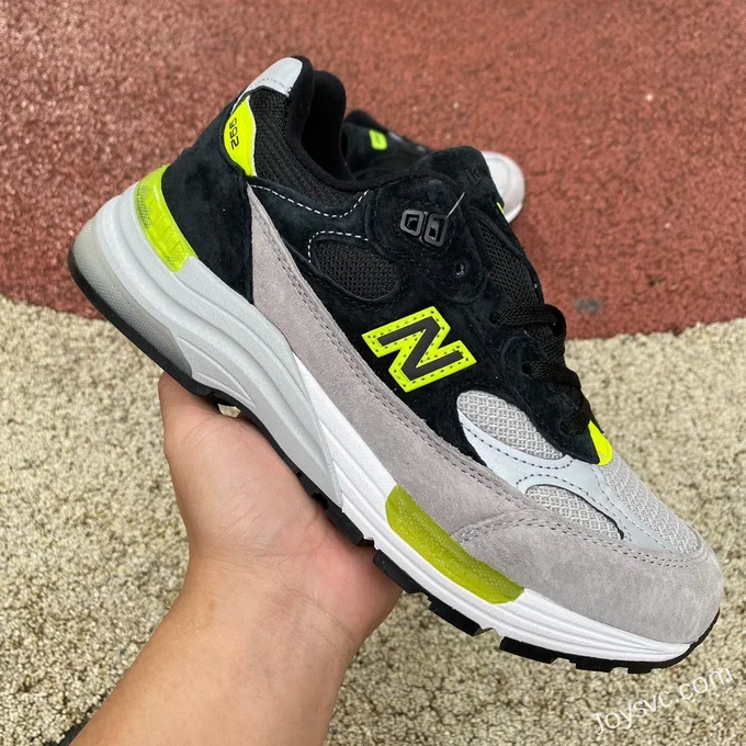 New Balance 992 Grey Black Green Retro Running Shoes M992TQ