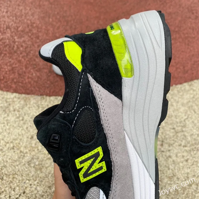 New Balance 992 Grey Black Green Retro Running Shoes M992TQ