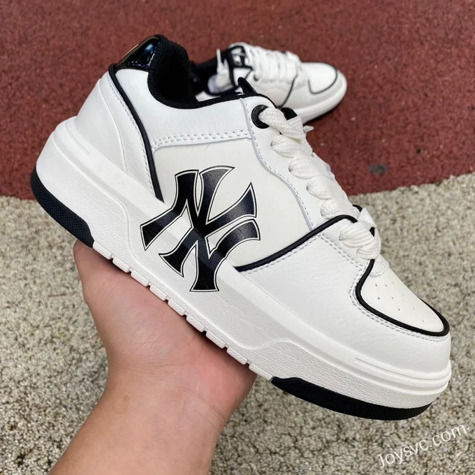 MLB White Black NY Yankees Dad Shoes 3ASXCA12N-C0001