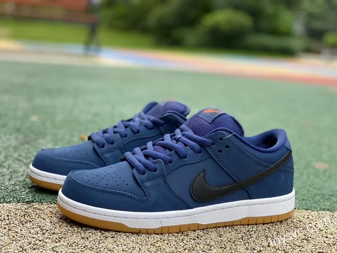 Nike SB Dunk Low Pro ISO Navy Gum CW7463-401