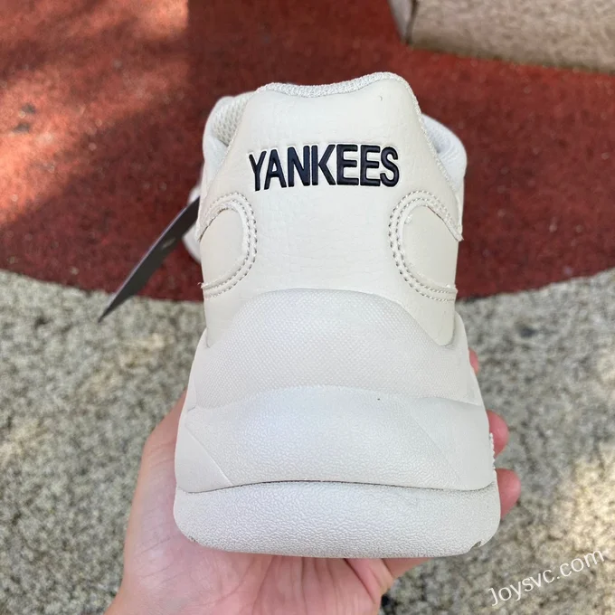 MLB White Black NY Yankees Dad Shoes 3ASXCA12N-C0001