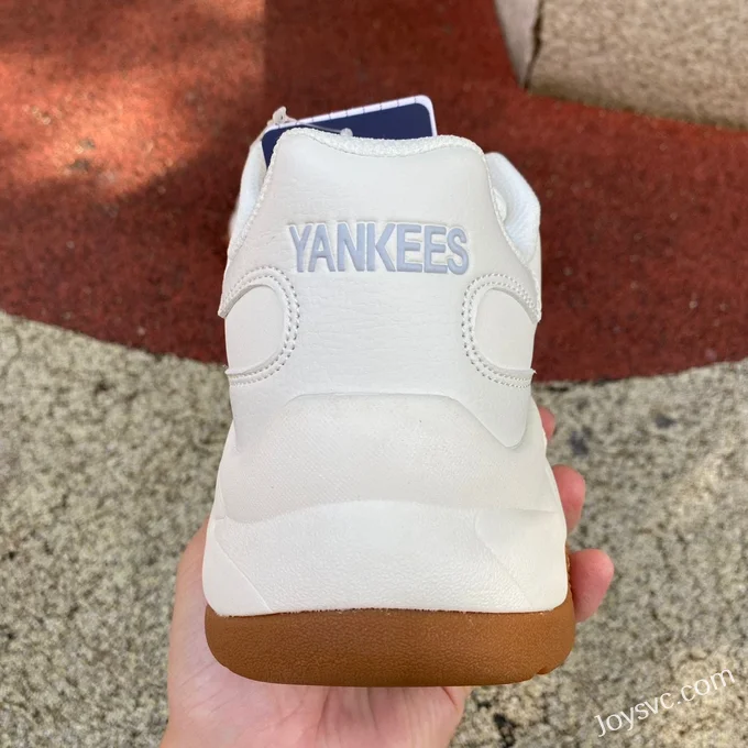 MLB White Black NY Yankees Dad Shoes 3ASXCA12N-C0001