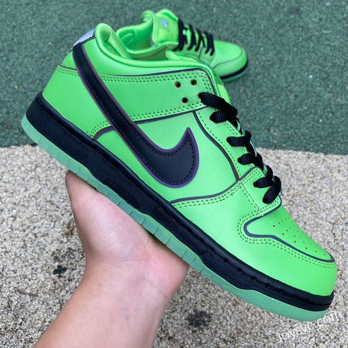 Powerpuff Girls x Nike SB Dunk Low Buttercup FZ8