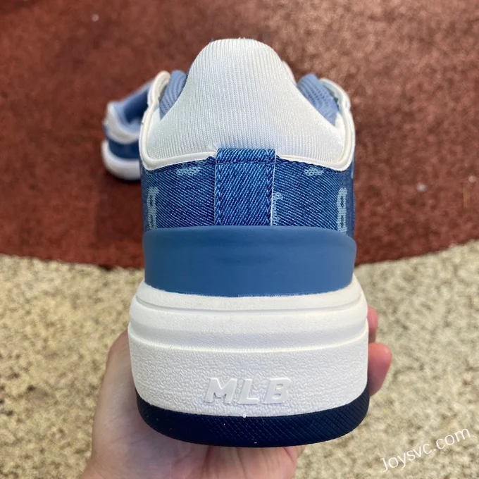 MLB White Blue NY Print Casual Shoes 3ASXCDN3N