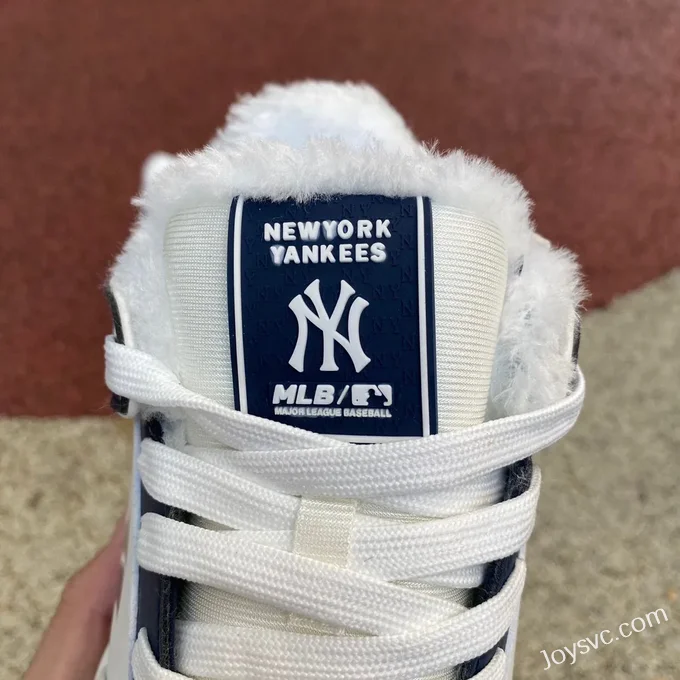 MLB White Blue Fleece NY Print Casual Shoes 3ASXCDN3N C006