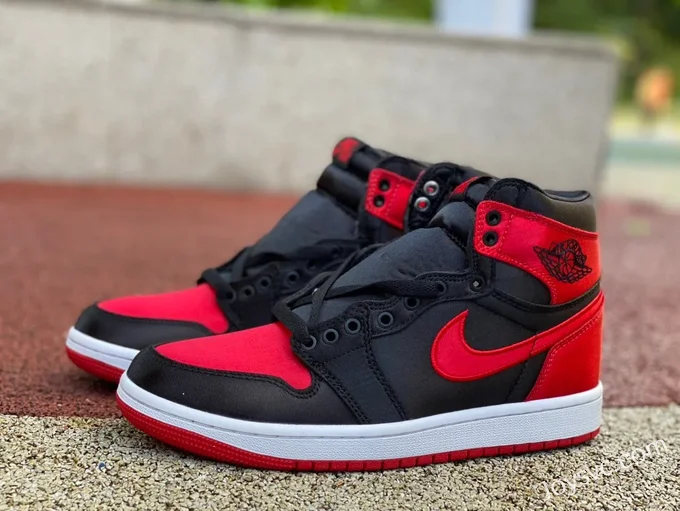 Air Jordan 1 High FD4810-061 Black Red Silk 2023 Retro