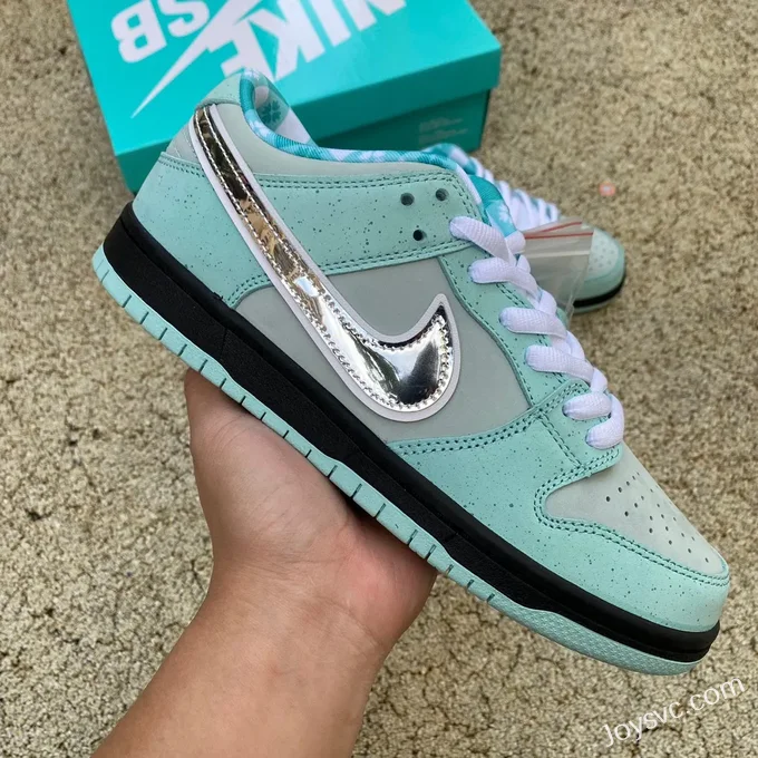 Tiffany & Co. x Nike Dunk Low BV1310-402