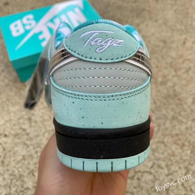 Tiffany & Co. x Nike Dunk Low BV1310-402