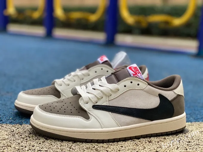 Travis Scott x Air Jordan 1 Low DM7866-715 White Brown Reverse Swoosh