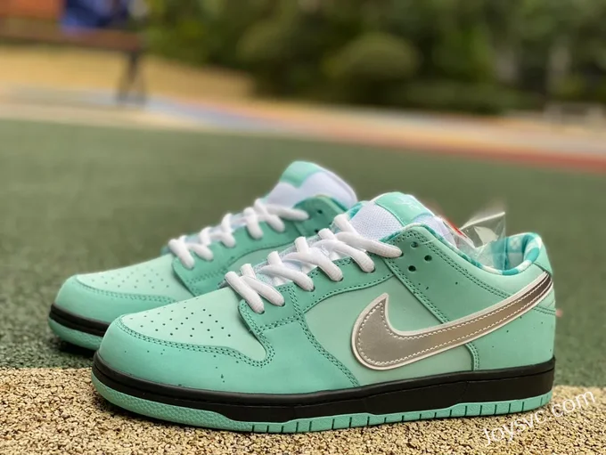 Tiffany & Co. x Nike Dunk Low BV1310-402